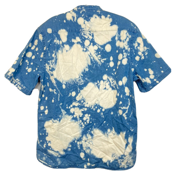 Urban Outfitters Shirt Mens Sz M Blue Cotton Bleach Splatter Denim Button Up - Picture 2 of 10